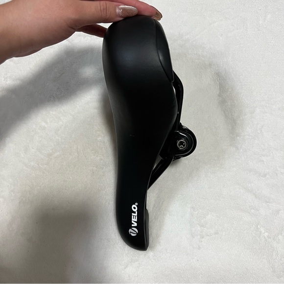 VELO POOBOO BIKE SEAT - Picture 3 of 4